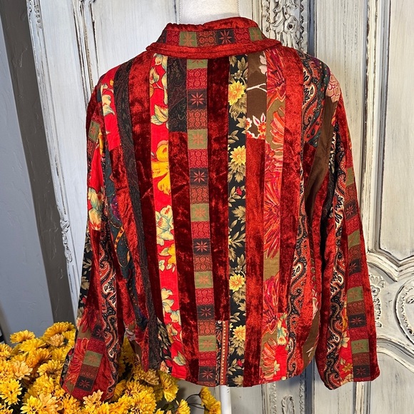 Coldwater Creek Vintage Red Velvet Floral Patchwork Jacket - Picture 8 of 11